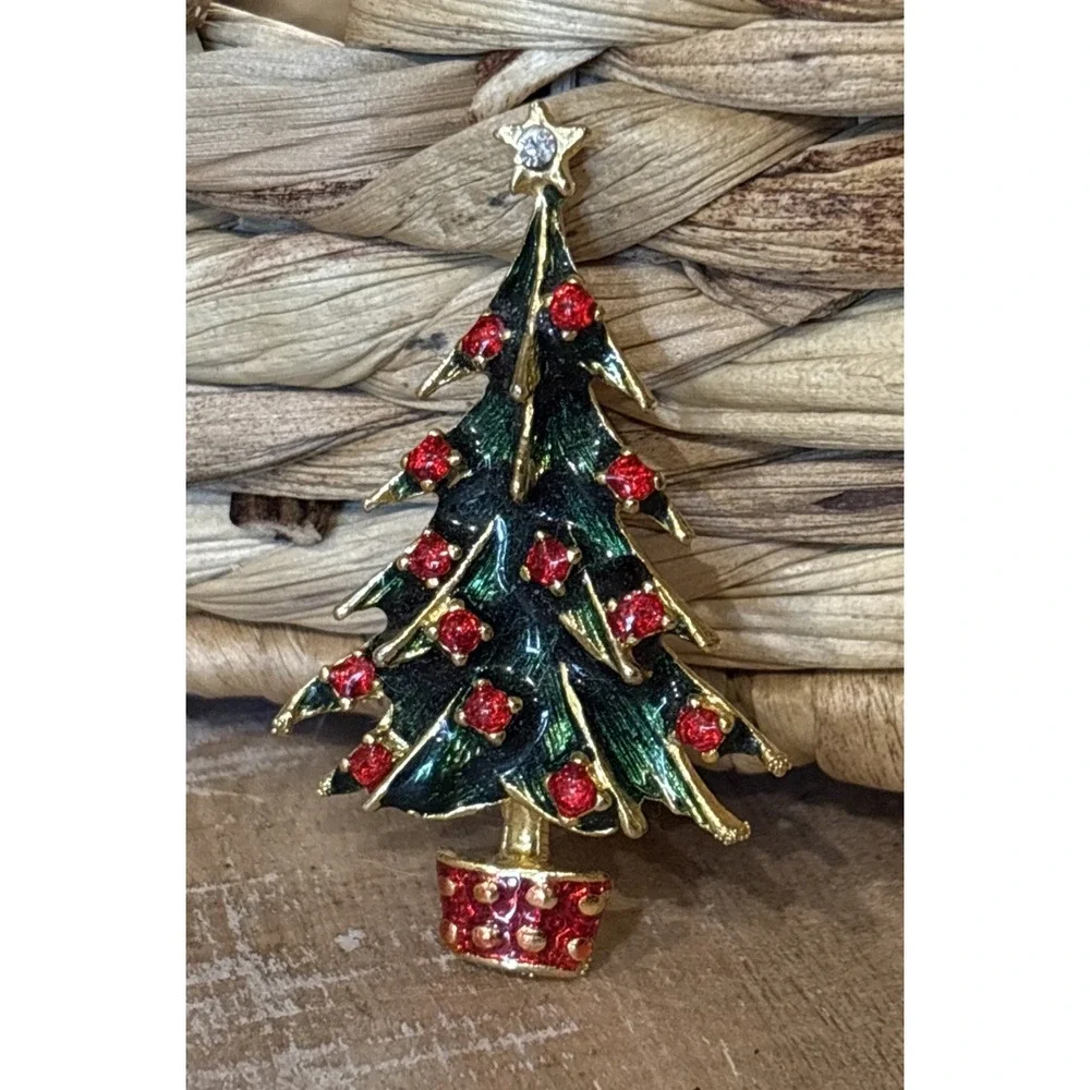 Vintage Christmas Tree Holiday Brooch Pin Red Rhinestone Green Enamel Gold Tone